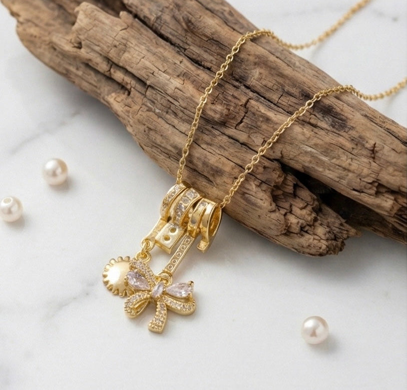 The Golden Bow Necklace