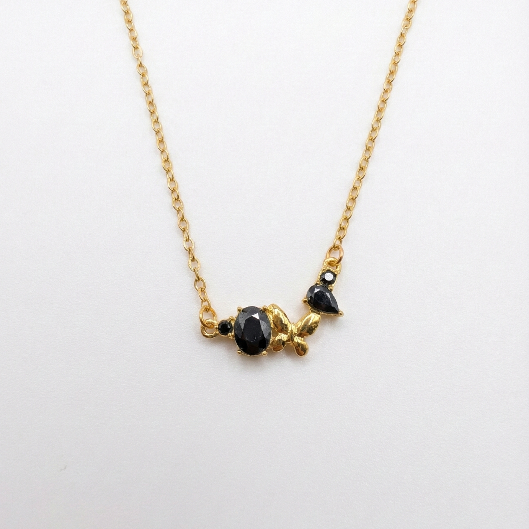 Dark Bloom Pendent